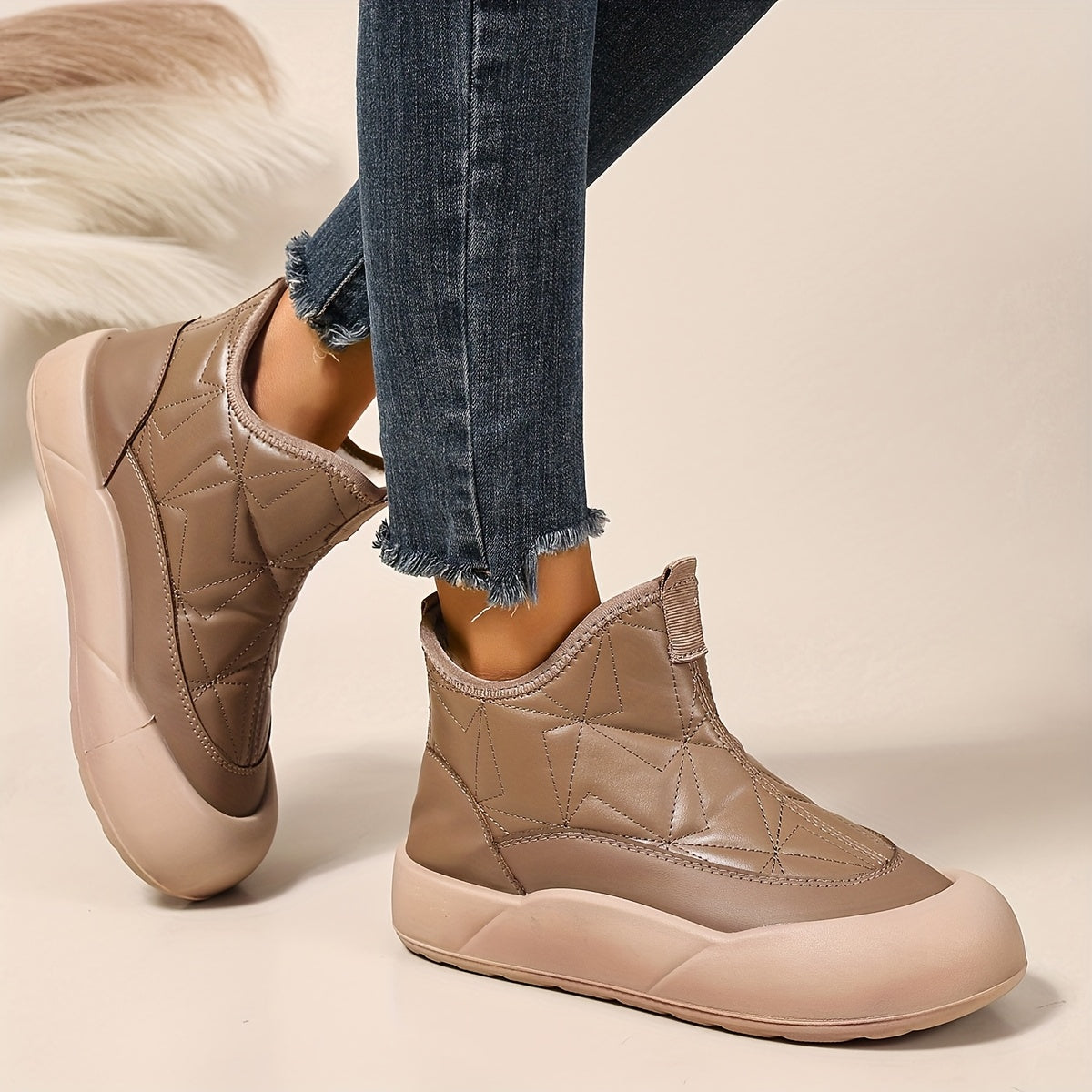 Šilti ir patogūs žieminiai moteriški batai