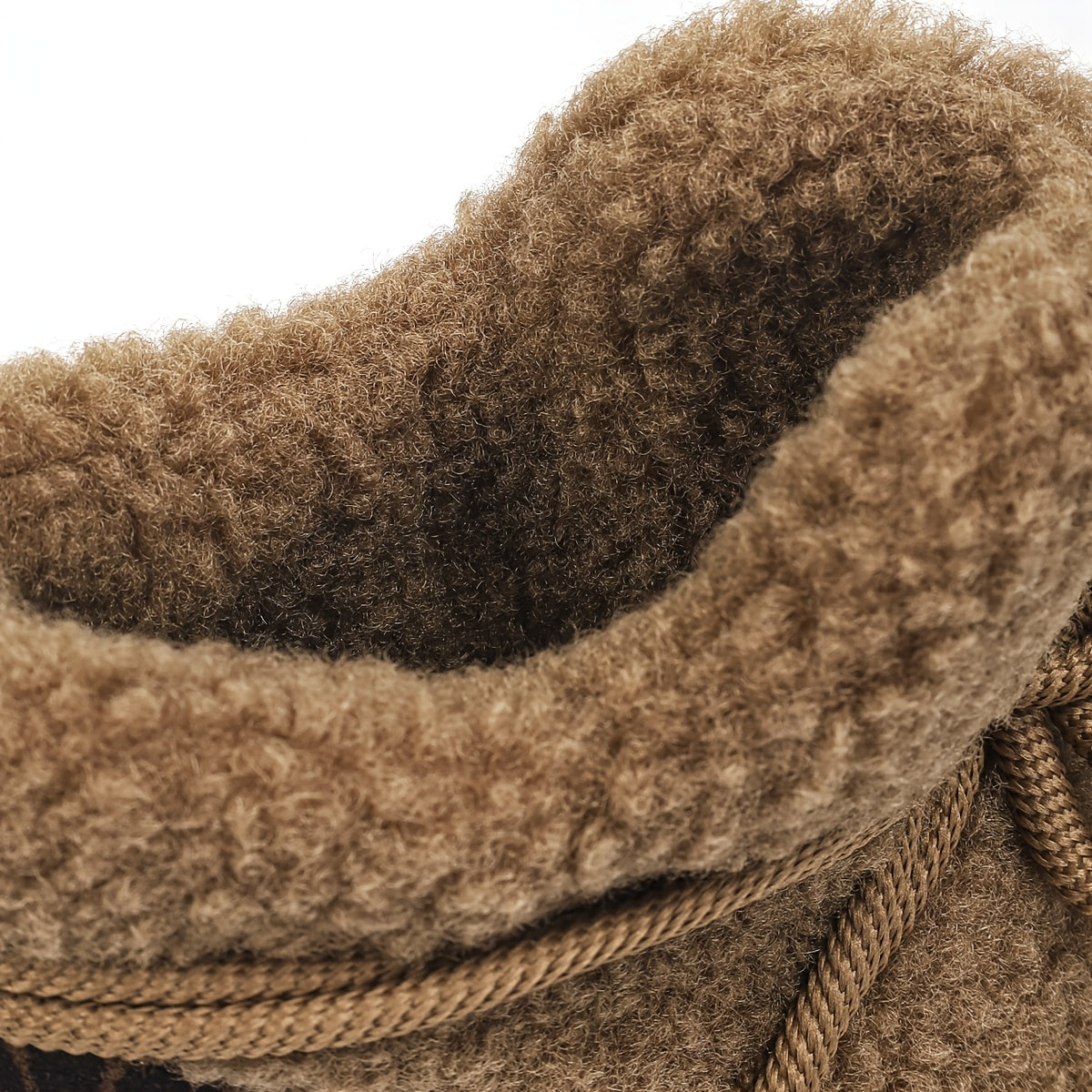 Šilti, patogūs ir madingi batai moterims