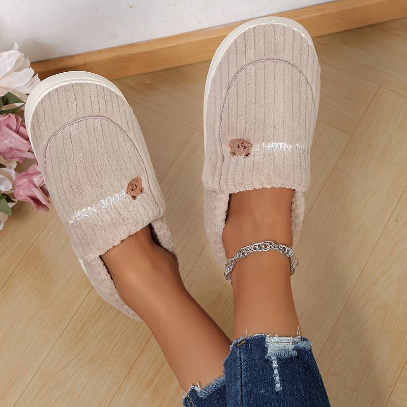 Patogios, lengvos, švelnios naminės šlepetės