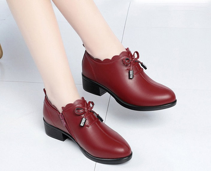 Elegantiški moteriški rudeniniai bateliai