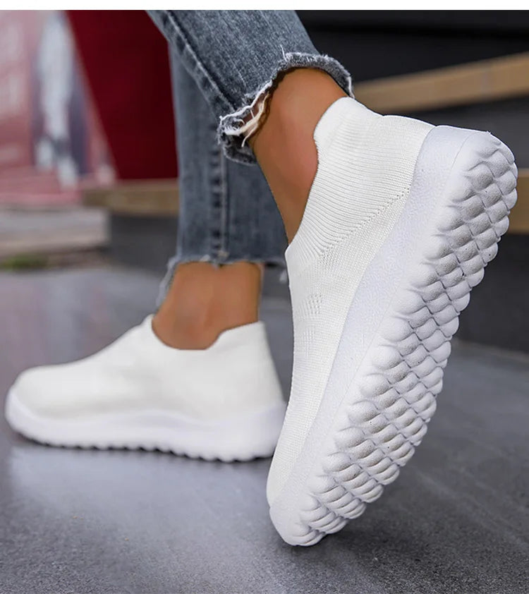 Lengvi kasdieniai moteriški bateliai pavasario sezonui