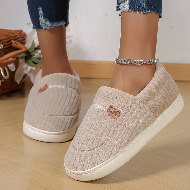 Patogios, lengvos, švelnios naminės šlepetės