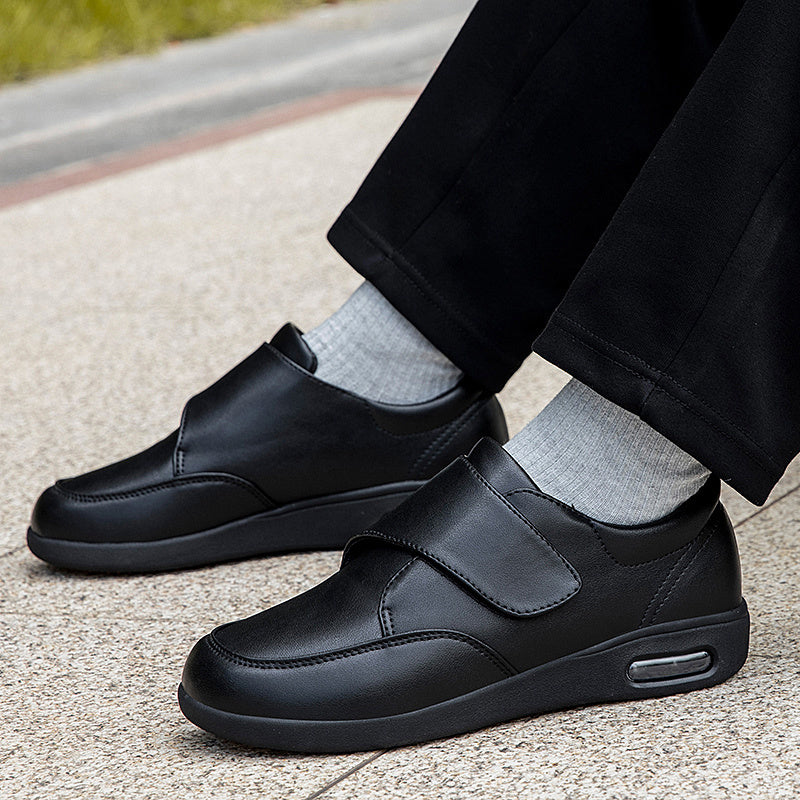 Laisvalaikio batai su lipuku