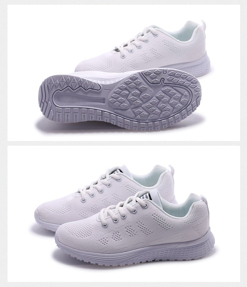 Lengvi sportinio tipo moteriški bateliai