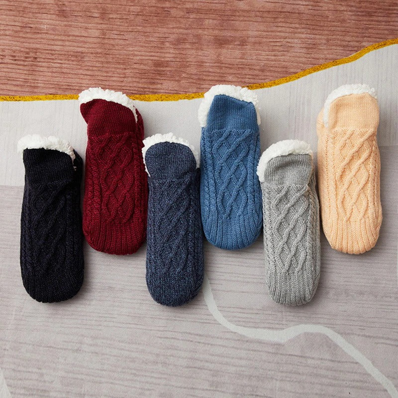 Šiltos rudens sezono naminės šlepetės/kojinės