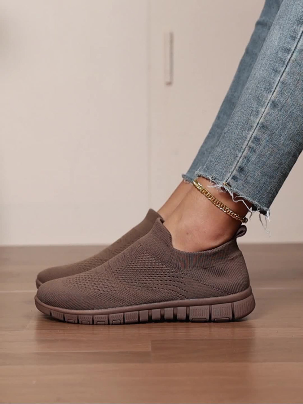 Moteriški kvėpuojantys laisvalaikio batai