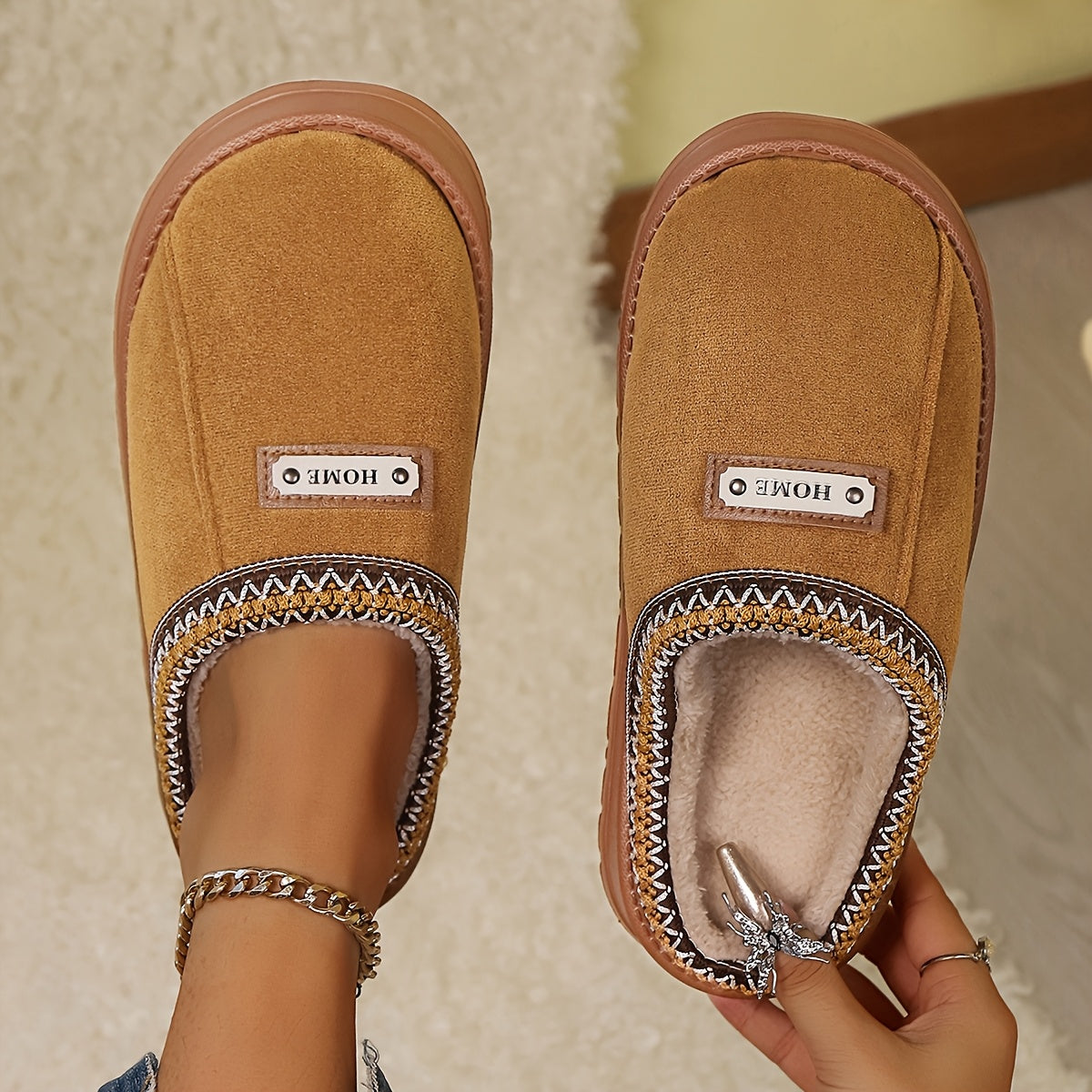 Šiltos moteriškos žieminės šlepetės su paaukštintu EVA padu