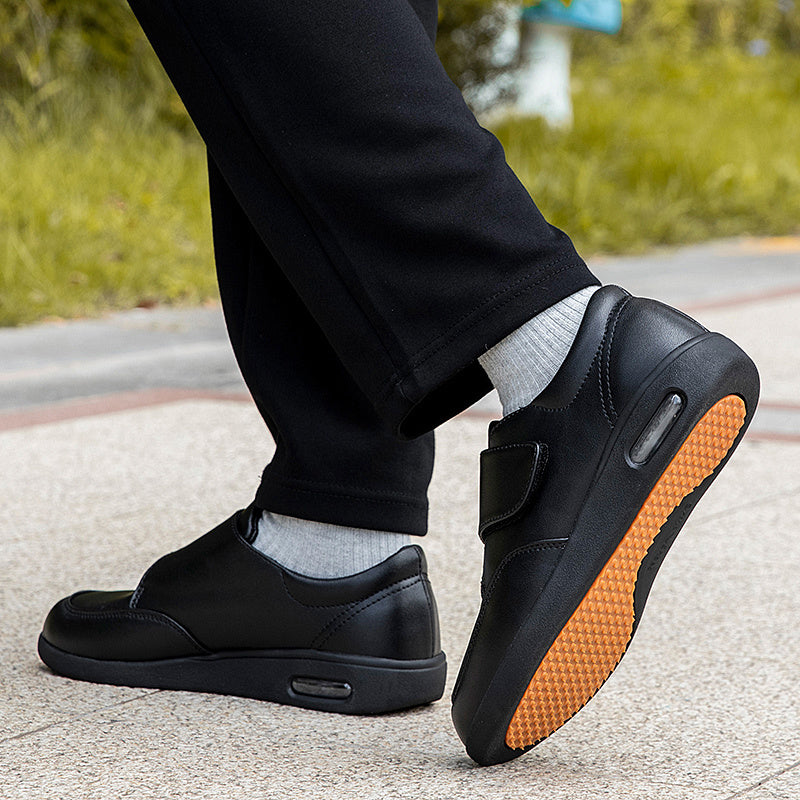 Laisvalaikio batai su lipuku